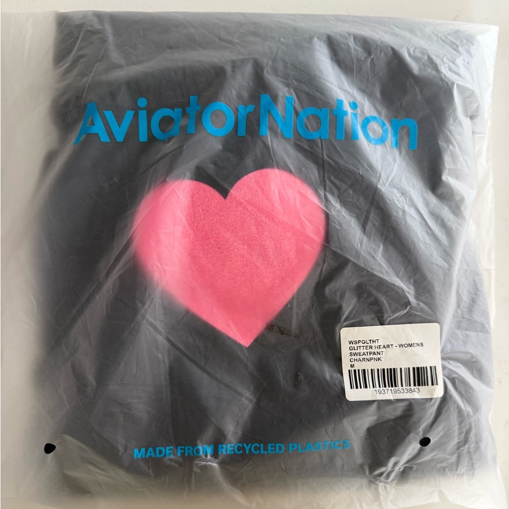 Aviator Nation Crewneck Glitter Heart Sweatshirt ~ NWT Size M - Picture 2 of 6
